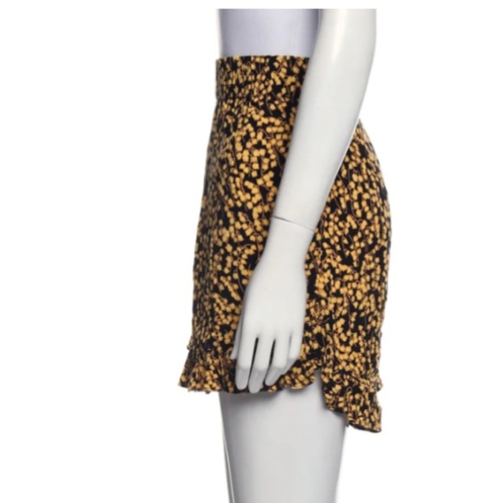Ganni shorts high rise with ruffle embellishment - size L US10/DK40